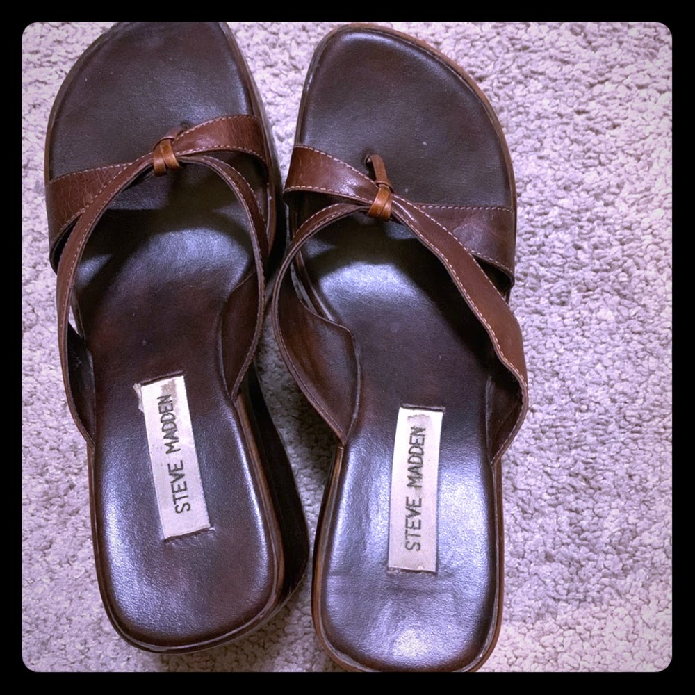 Steve madden chunky sandals
